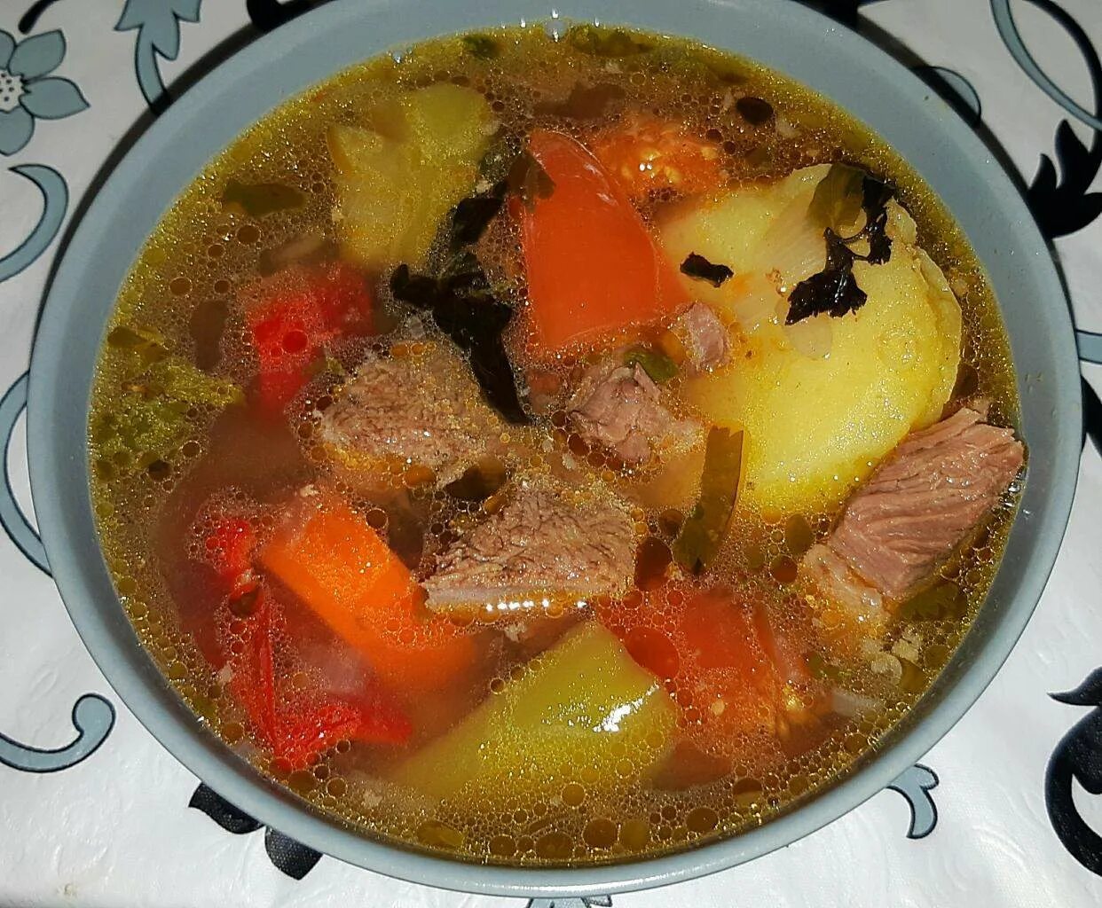 Шурпа из свинины в мультиварке рецепт. Суп шурпа из свинины. шурпа со свининой. шурпа грузинская. суп бурчак шурпа.