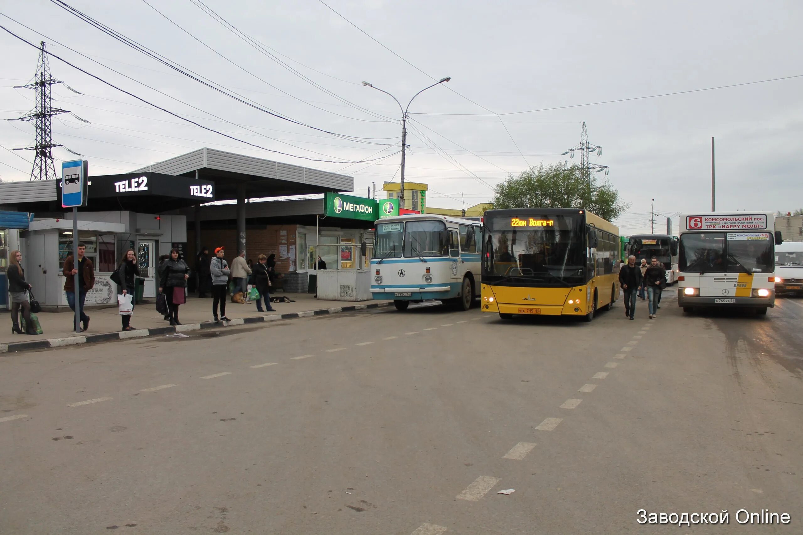 Стадион Волга Саратов остановка. Стадион Волга остановка 224. Кольцо стадион Волга Саратов. Саратовский автобус. Автобусы стадион волга саратов