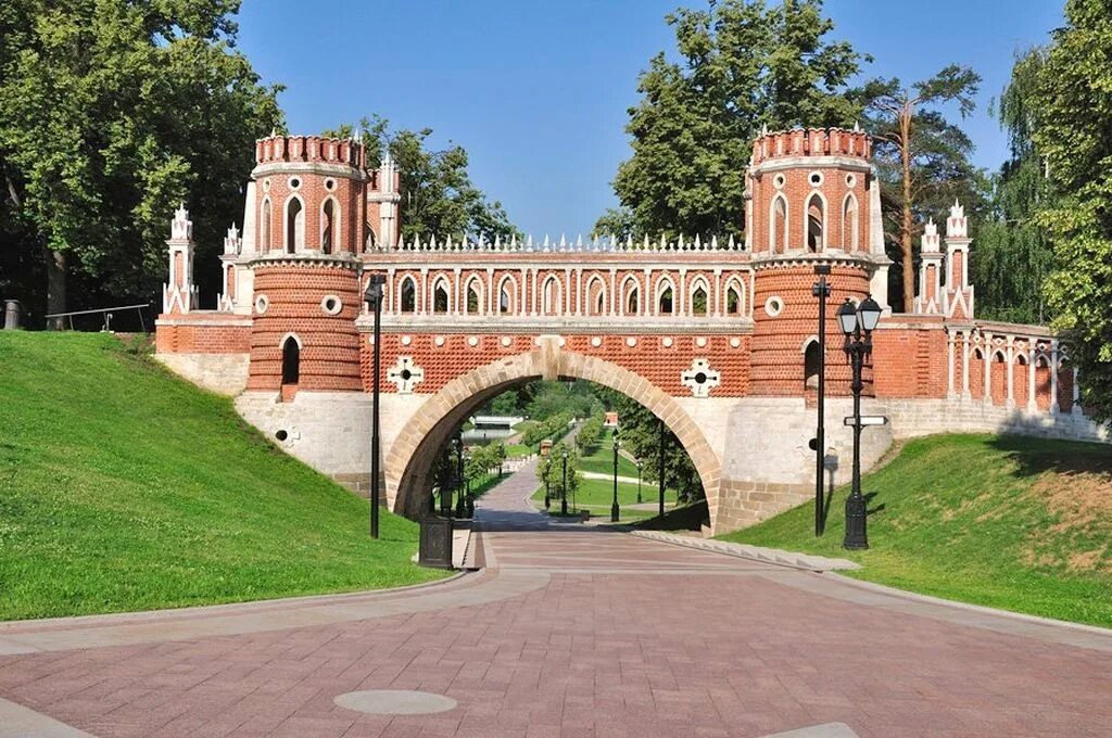 Парк царицыно история усадьбы. Парк Царицыно в Москве. Государственный музей-заповедник «Царицыно». Парк заповедник Царицыно. Парк музей Царицыно.