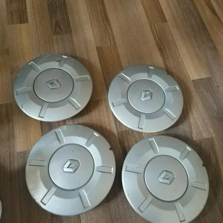 Колпаки рено логан r14. Оригинальные колпаки рено логан r14. колпаки на диски r14 рено логан. колпаки на рено логан 14. renault sandero колпаки r14.