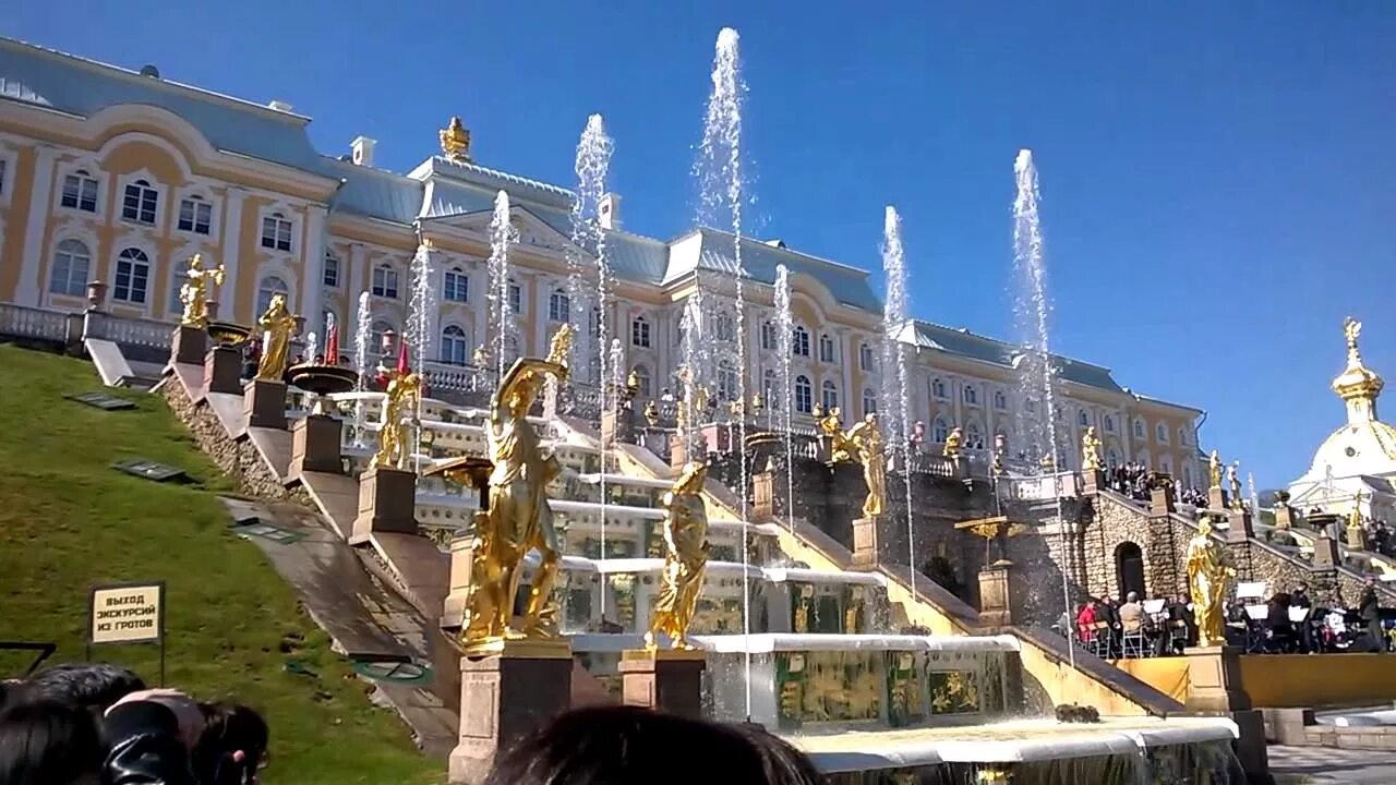 Работают ли фонтаны сейчас. Питер фонтаны Петергофа 2021. Открытие фонтанов в Петергофе. Петергоф открытие фонтанов 2020. Открытие фонтанов в Петергофе в 2023.