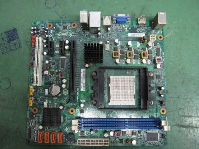 Intel b760m