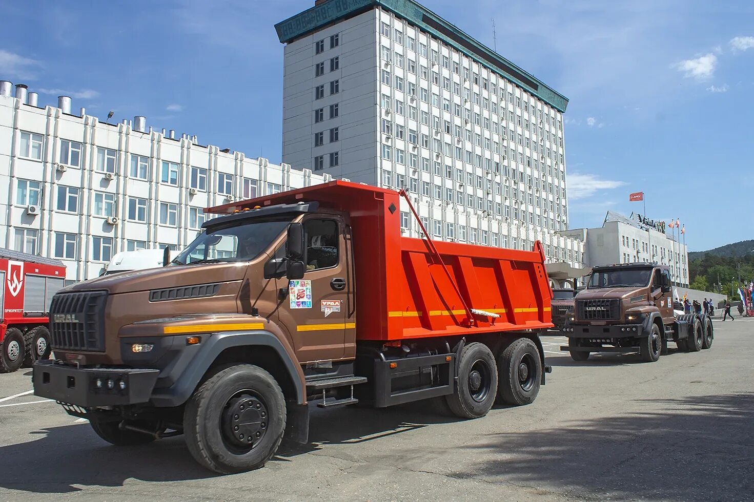 Аз урал сайт. Завод Урал Миасс. УРАЛАЗ Уральский автомобильный завод. Автозавод Урал Миасс. Завод УРАЛАЗ Миасс.