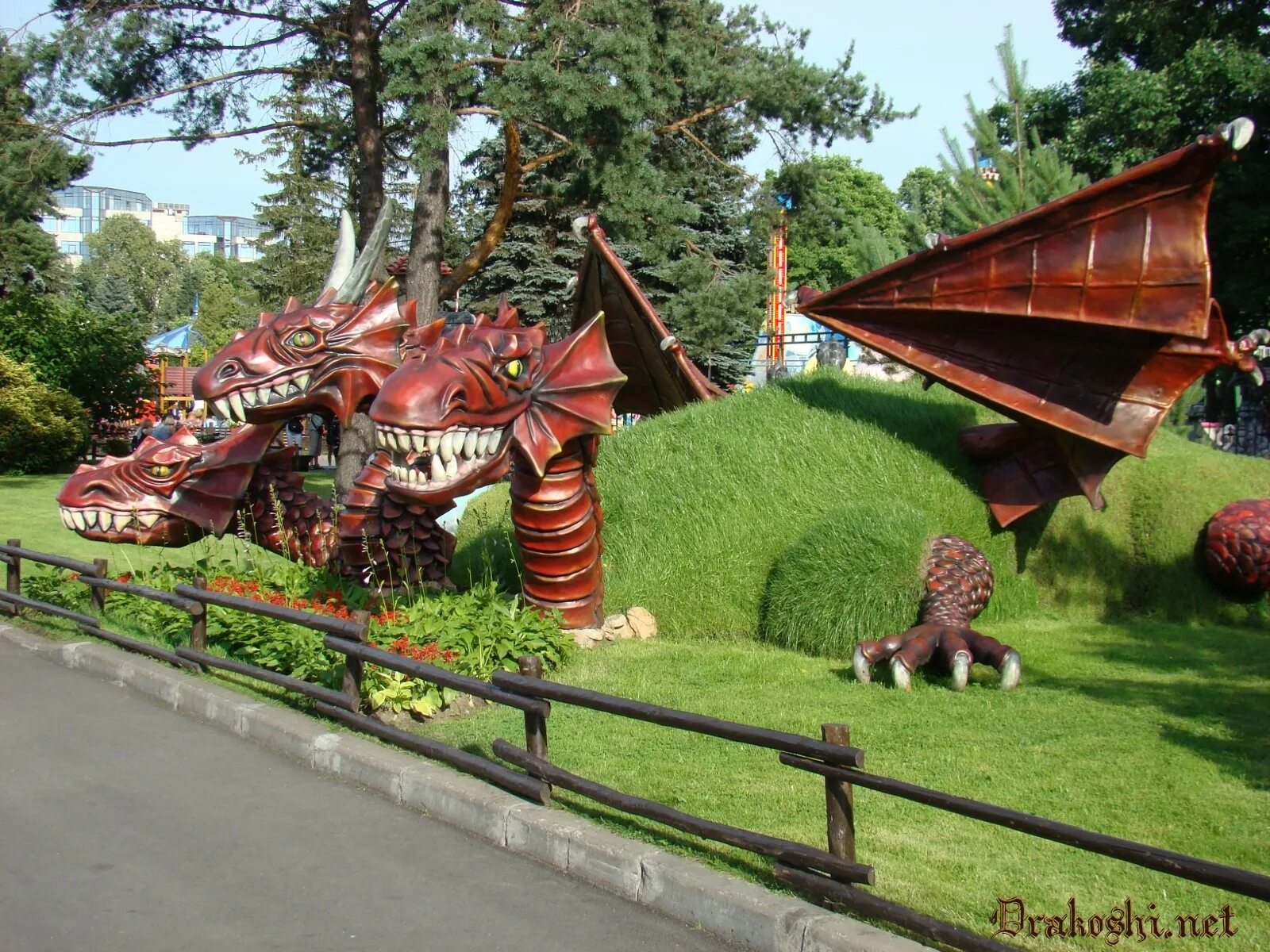 санкт-петербург парк аттракционов диво остров. дива парк санкт-петербург аттракционы. детский парк в санкт петербурге. крестовский остров санкт-петербург аттракционы. парк развлечений санкт-петербург диво остров.