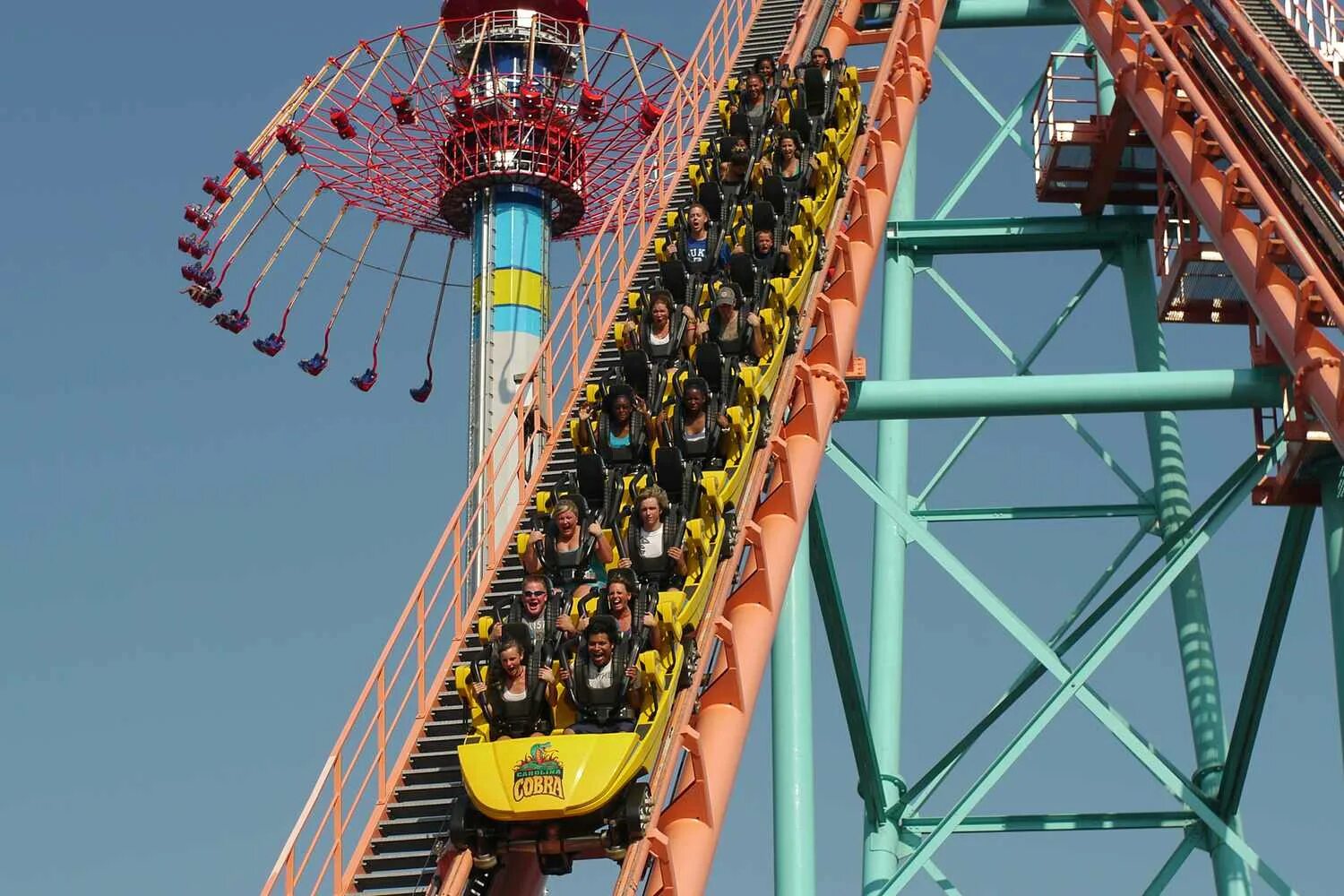 Развлечений находится. Парк развлечений Carowinds. Carowinds Charlotte. Carowinds Charlotte, NC.