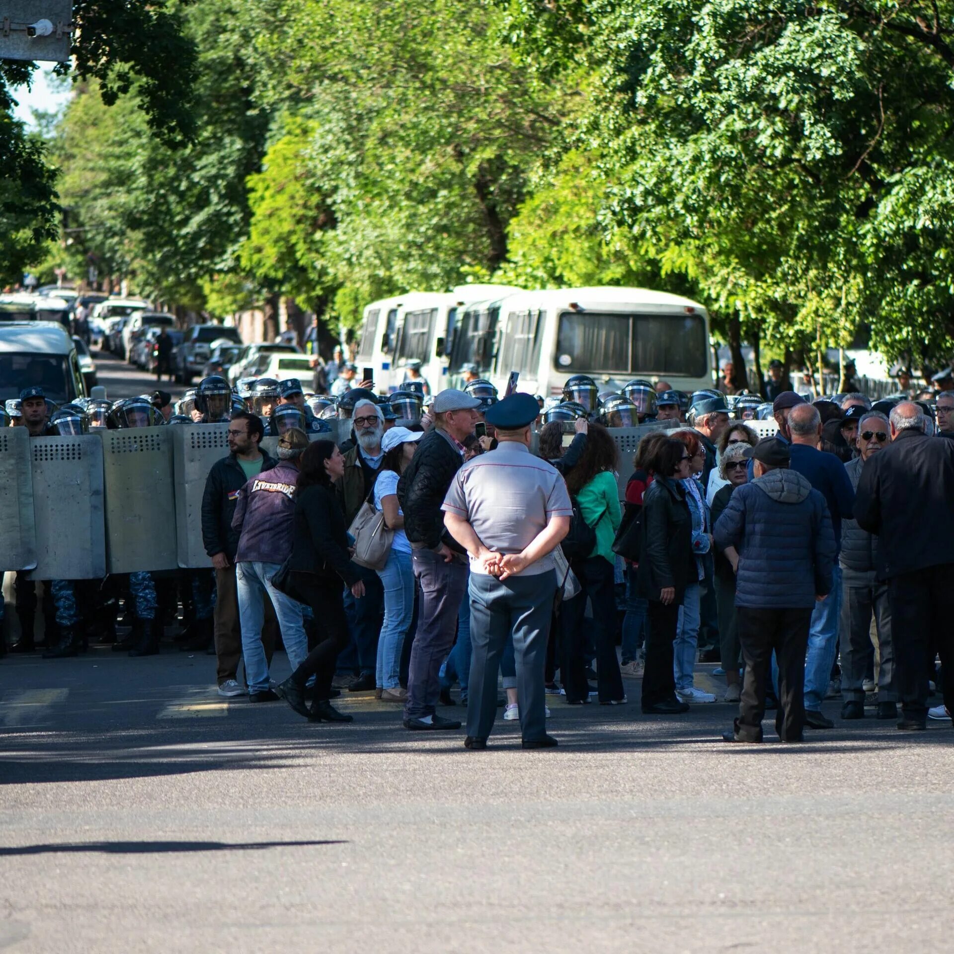 11 риа новости. Митинг в Ереване. Митинг оппозиции в Ереване 2022. Бунт в Ереване.