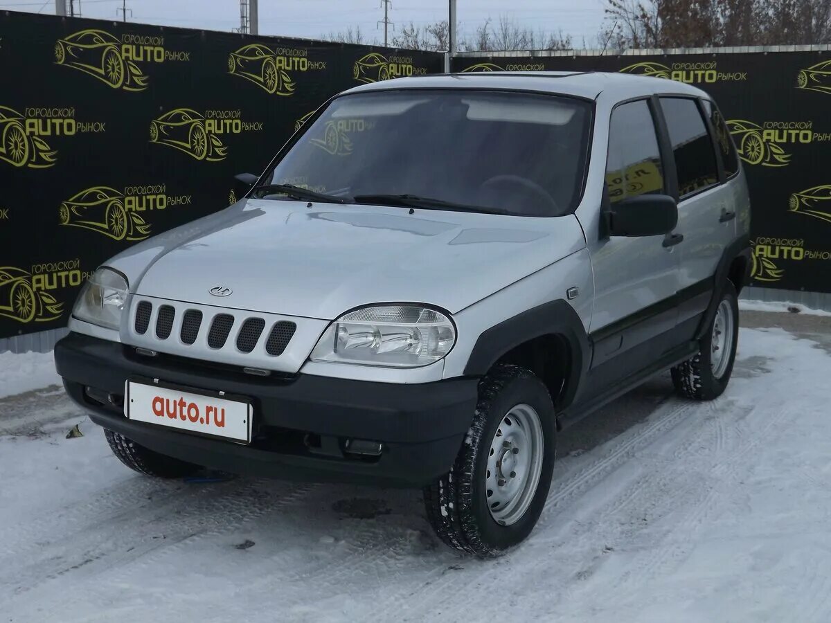 Шеви тольятти. Нива Шевроле 2002. Chevrolet Niva 2002 года. Шевроле Нива до 2002 года спасибо. Авторынок Тольятти Шевроле Нива.