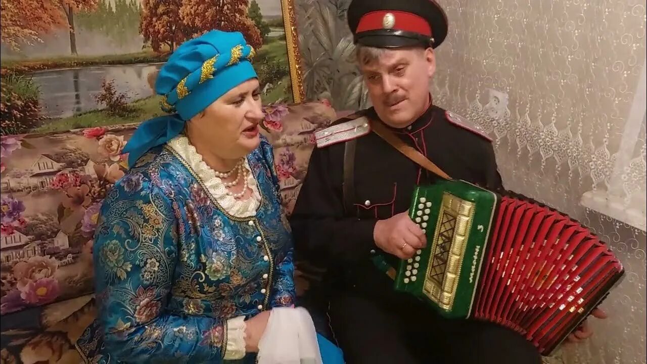 Стояла ветхая сосна под гармонь. Стояла чудная сосна. Слушать песню стояла чудная. Стояла чудная сосна под гармонь. Максим никулин гармонист.