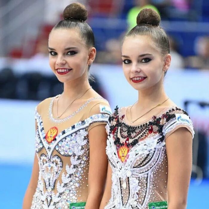 дина и арина аверины. дина аверина токио 2021. дина алексеевна аверина. сестра аверины дина и арина. дина и арина аверины.