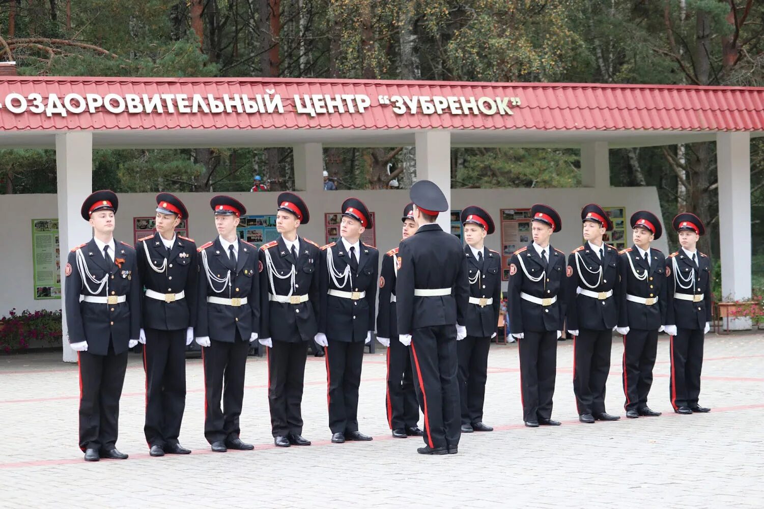 Кадетская школа сокол вологодская. Сокольское кадетское. Кадетская школа имени белозерского полка. Сокольское кадетское. Вологодская кадетская школа-интернат.