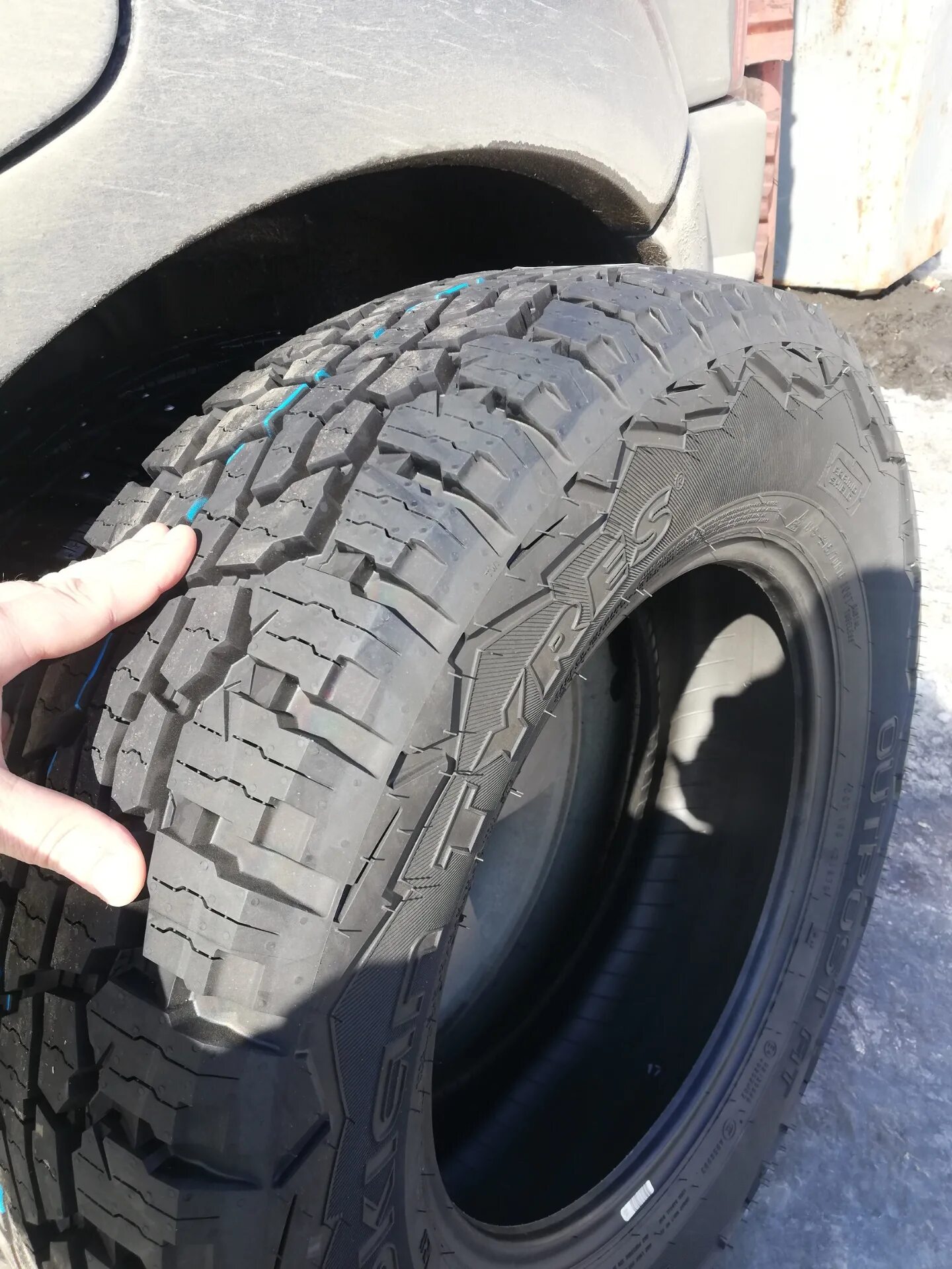 Нокиан аутпост ат 215 65 r16. Нокиан оутпост ат 21565 r16. резина нокиан ат 2457016. нокиан оутпост ат 24570 r16. nokian outpost at 21570 r16.
