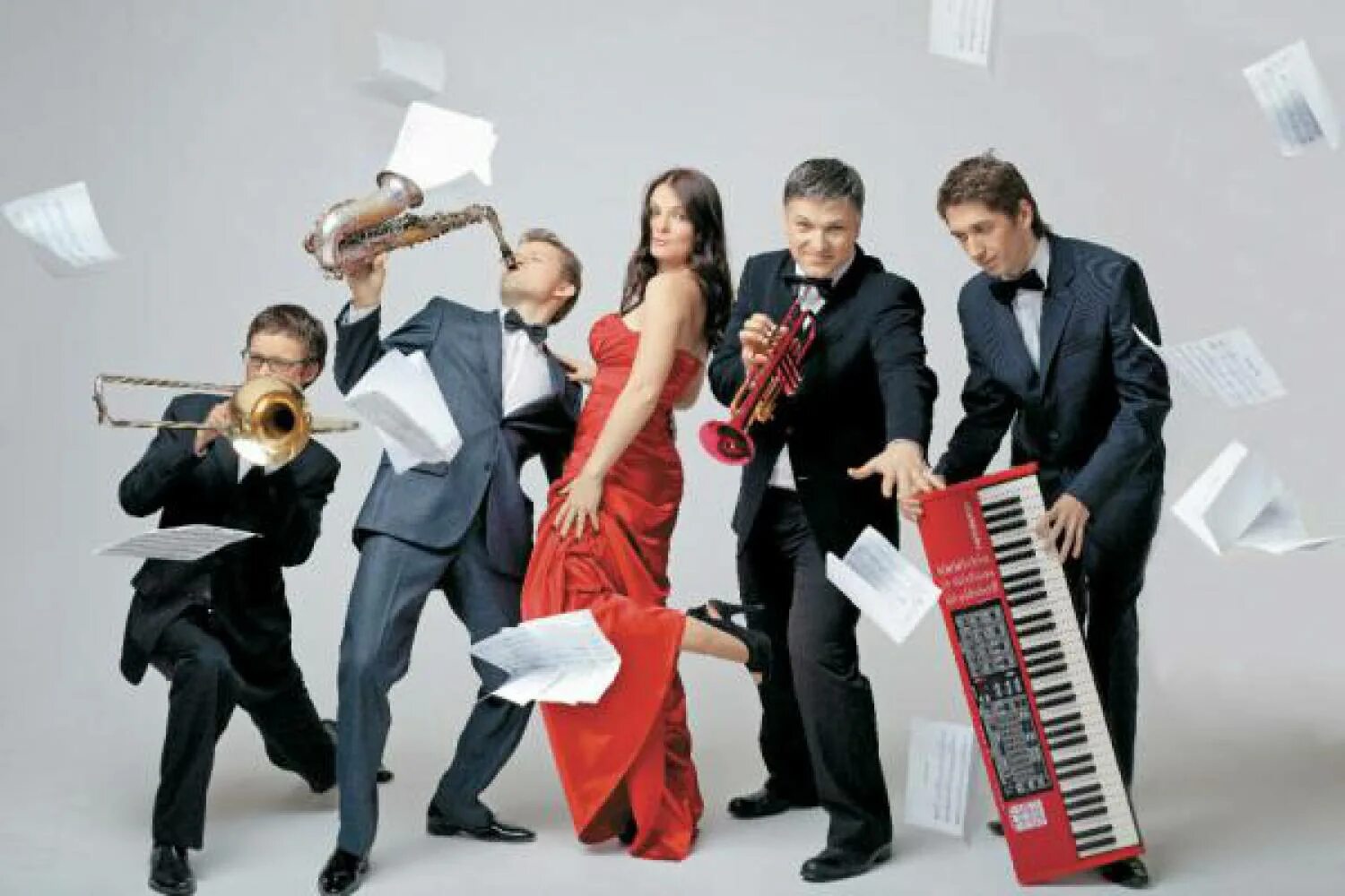 Джаз дэнс оркестра. Оркестр. Dancing orchestra. Jazz dance orchestra солистка. Ирина кононова jazz dance orchestra.