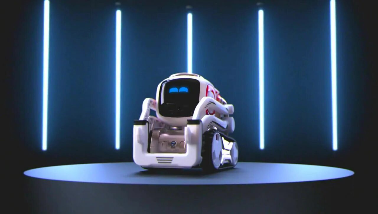 Сколько заряжается робот. Робот козмо. cozmo 2019. робот cozmo. робот козмо с искусственным интеллектом.