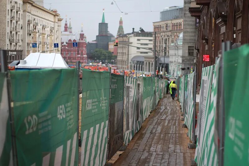 Город удобный для жизни. Москва город удобный для жизни. Перекопанная Москва. Какие переулки Москвы перекопают детом 2022. В центре Москвы все перекопано фото без фотошопа.