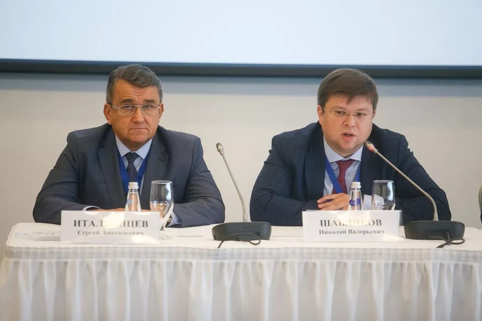 Кабаков минпромторг департамент судостроения. Департамент судостроительной промышленности стриженов. Кабаков минпромторг департамент судостроения. Департамент морской судостроительной промышленности. Департамент морской судостроительной промышленности.