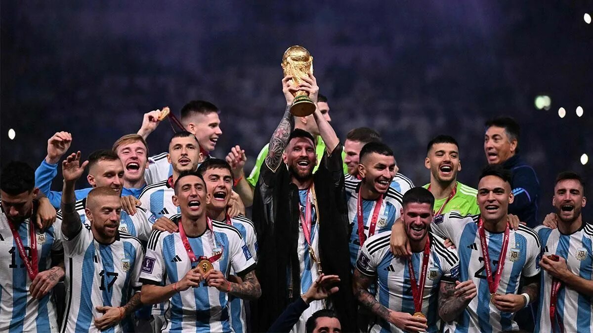 Национальная сборная аргентины. Сборная Аргентины. Лео Месси Аргентина. Сборная Аргентины 2022. Месси мундиаль.