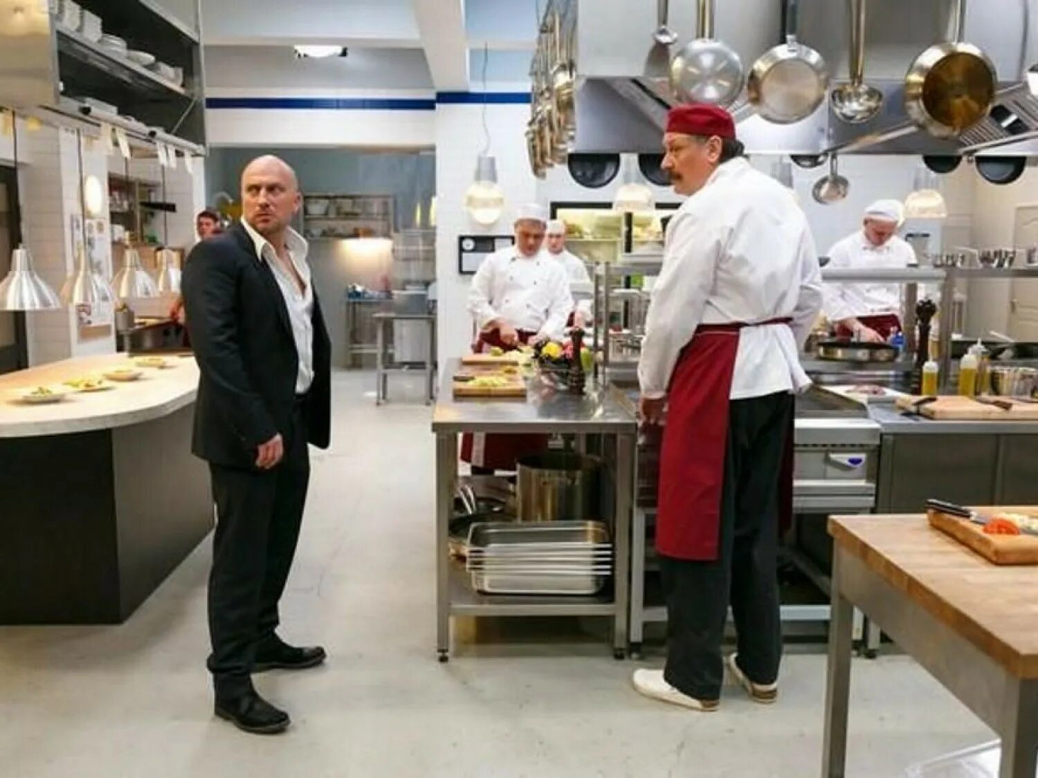 Где шеф. Шеф фильм 2012. Вкус жизни фильм 2007. Жан рено шеф повар. Виктор петрович баринов шеф-повар.