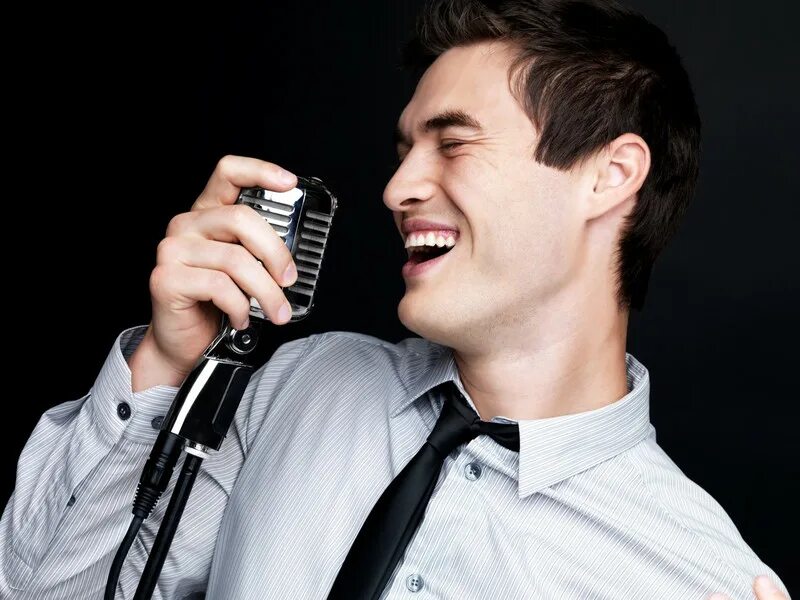 Орущий кот. Поет гиф. Девушка поет. Орет в микрофон. Пение гифка.