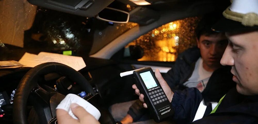 Конфискация автомобиля за вождение в нетрезвом. Конфискация автомобиля за вождение в нетрезвом. Конфискация автомобиля за вождение в нетрезвом. Пьяный за рулем. Конфискация автомобиля за вождение в нетрезвом.