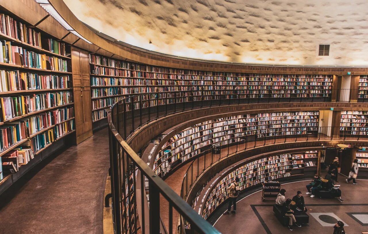 The dynamic library. Библиотека «university club library», нью- йорк, сша. (peter bond). теологический зал библиотеки страговского монастыря, прага, чехия. крупные библиотеки. библиотека фото.