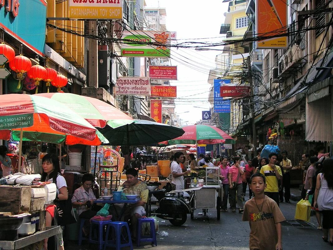 Китайский квартал (Chinatown) Бангкок. Чайна Таун в Тайланде. Район Чайнатаун в Бангкоке. Бангкок рынок чайнтаун.