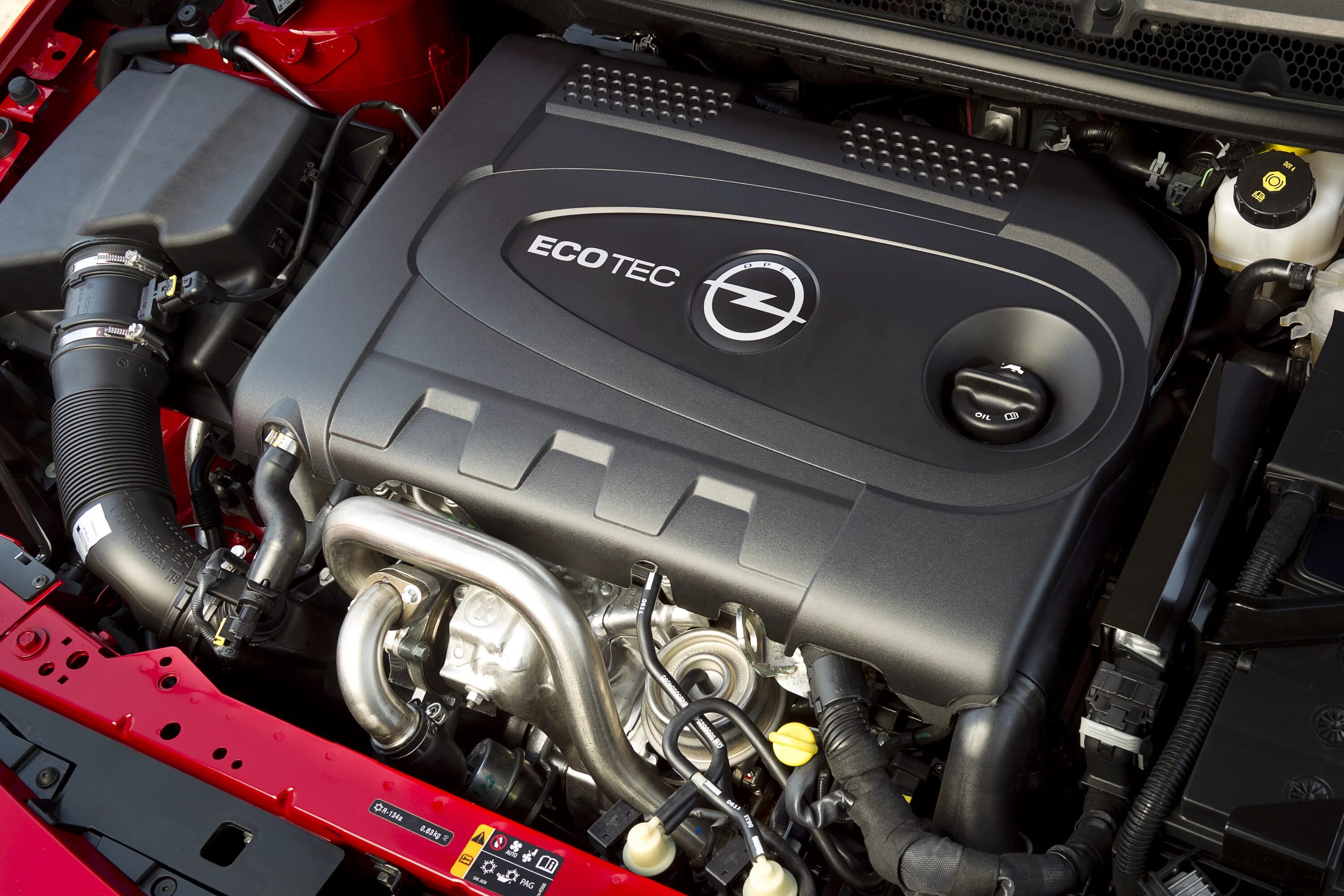 Пробег двигатель модель. Мотор opel astra j 1.6. двигатель опель инсигния 1.6 турбо.