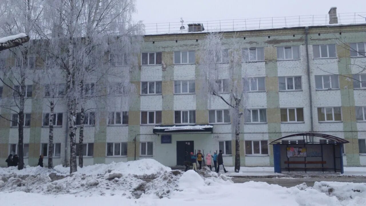 Казанский медицинский колледж общежитие. Общежитие строительного колледжа киров. Кмк общежитие казань. Общежитие кировского медицинского колледжа. Уссурийский медицинский колледж общежитие.