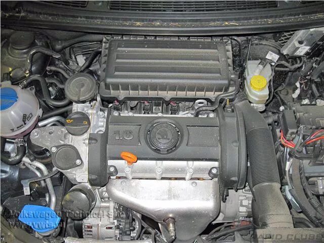 Замена моторного масла на двигателе 1,6 VW Polo sedan