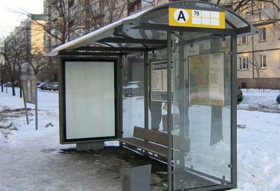 Картинка остановки. Стеклянные автобусные остановки. Остановка общественного транспорта. Остановочные пункты общественного транспорта. Остановочные павильоны зимой.