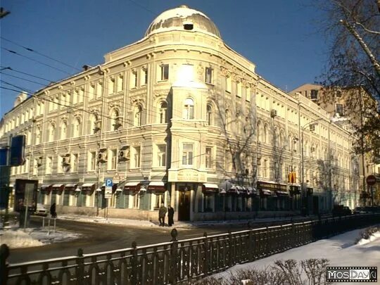 Тверской б р 2