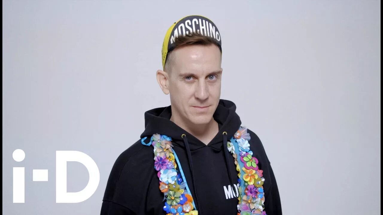 Jeremy scot. Moschino jeremy scott.