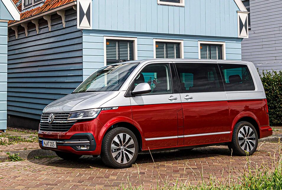 Volkswagen caravelle 6. 1 multivan. Фольксваген мультивен 2022. Volkswagen мультивен 6. Фольксваген т5 синий.
