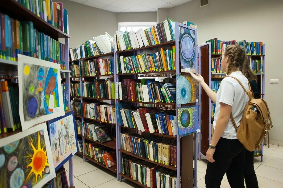 Книжный магазин в калине. Магазины на горького 96 калининград. Книжная лавка иванникова. Карта книжная лавка калининград. Книжная лавка калининград.