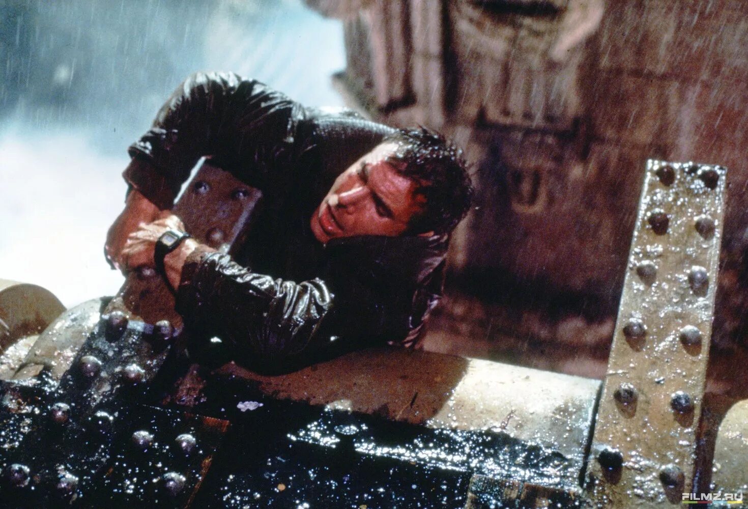 Бегущий по лезвию бритвы 1982. Blade runner фильм 1982. харрисон форд бегущий по лезвию 1982. харрисон форд бегущий по лезвию кадры. бегущий по лезвию фильм 1982 кадры.