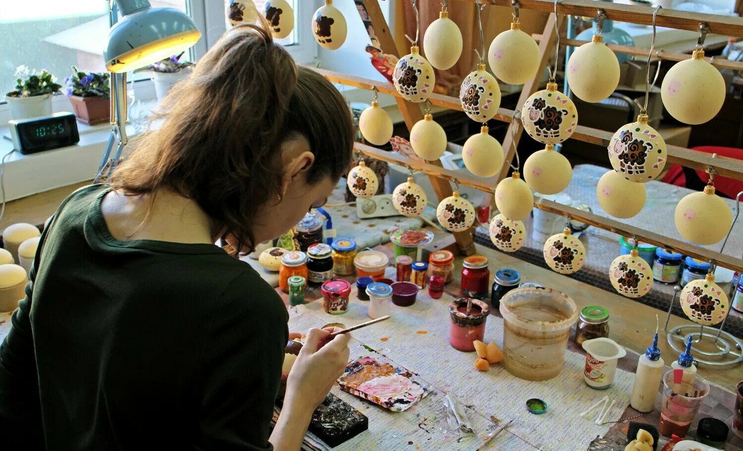 Фабрика ариэль в нижнем новгороде. Фабрика игрушек Ариель в Нижнем Новгороде. Нижегородская фабрика елочных игрушек Ариэль. Ариель фабрика стеклянных елочных украшений Нижний Новгород. Елочные игрушки фабрики Ариель.