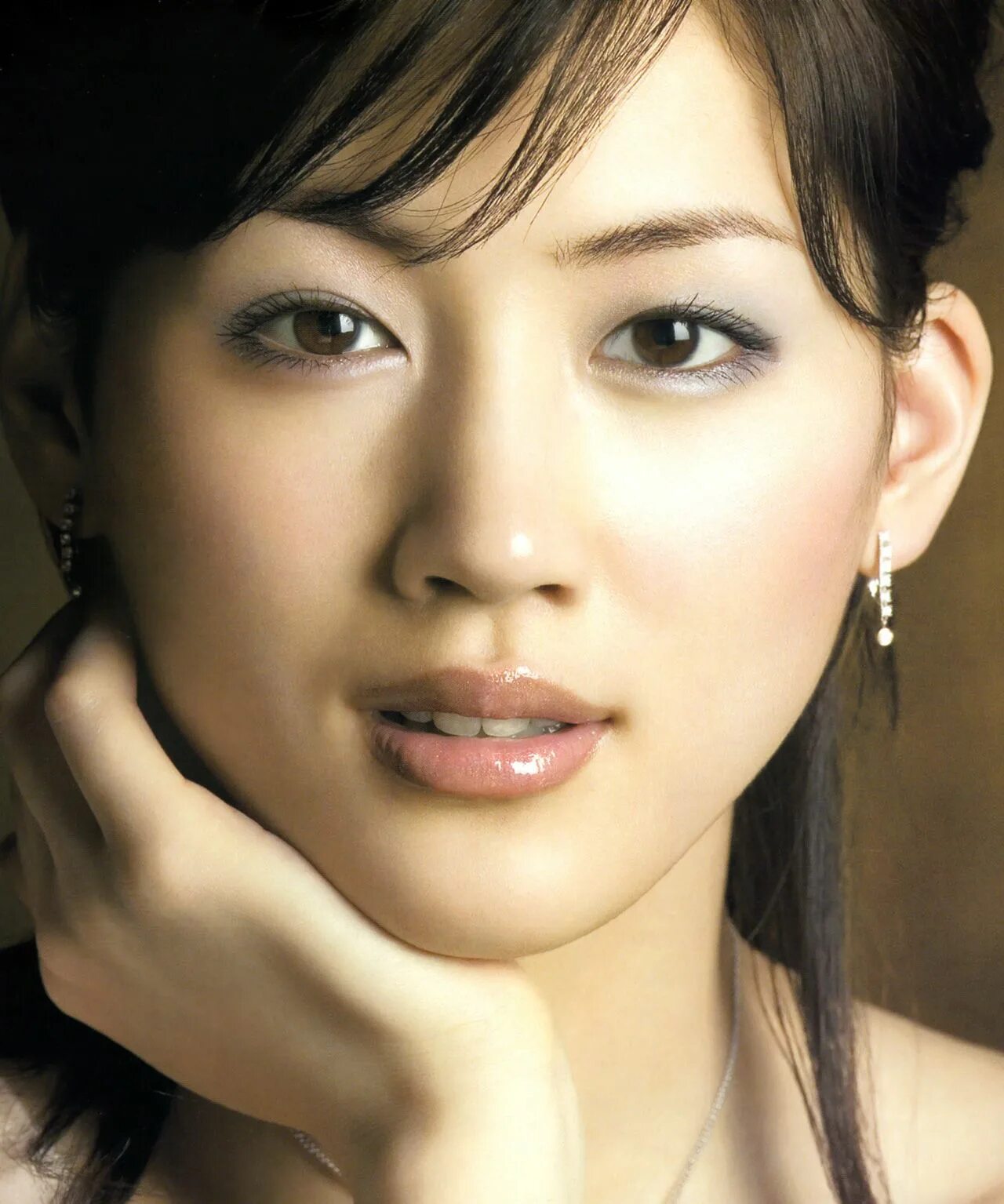Харука аясэ. Харука Аясэ (Haruka Ayase). Харука Аясэ +18. Японская актриса Харука Аясе.