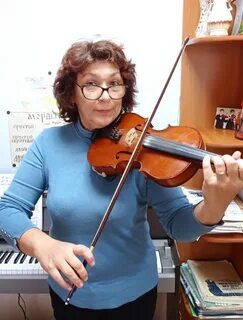 Преподаватель по скрипке