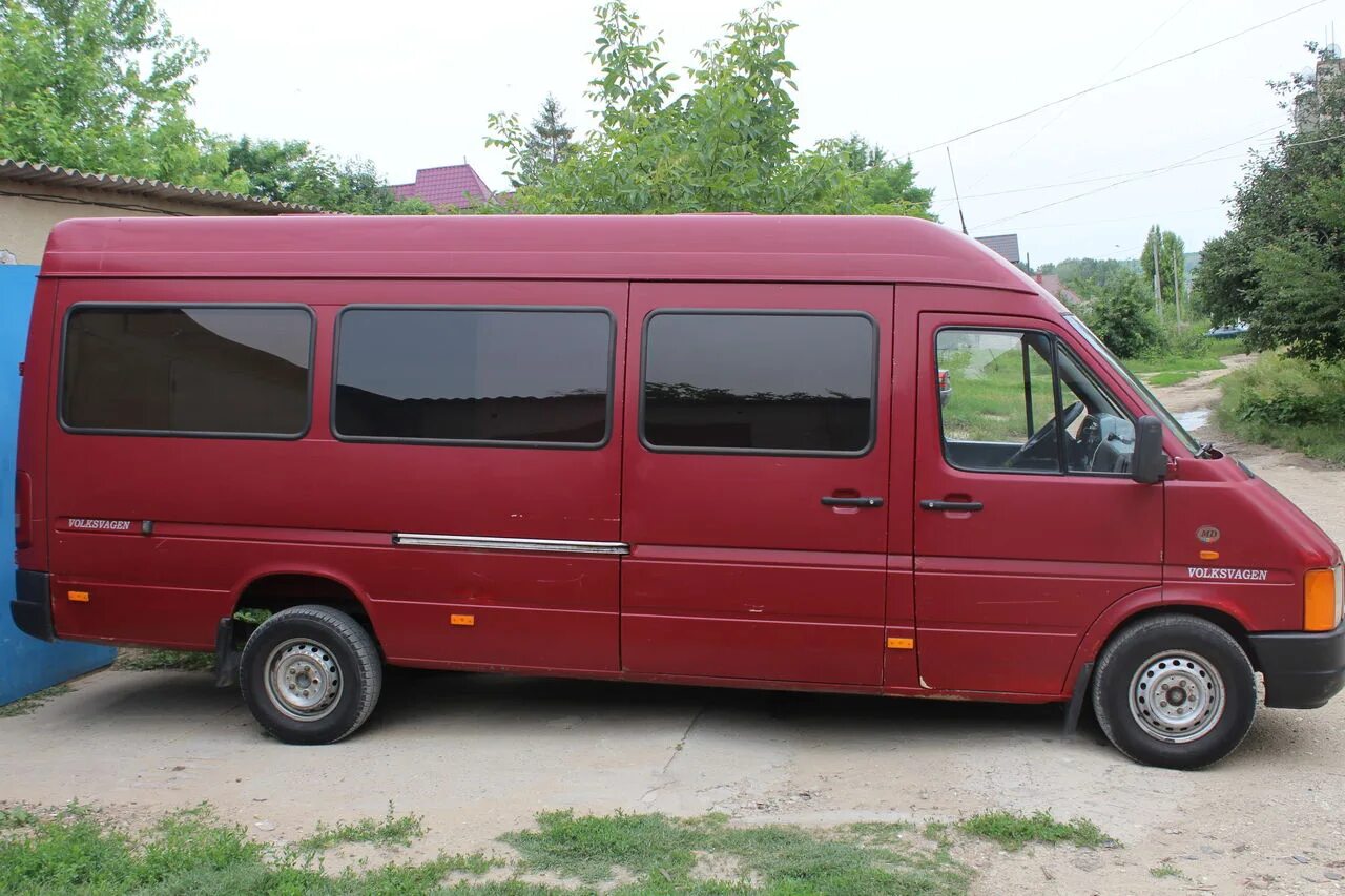 VW lt 35. Volkswagen lt 46 макси. Фольксваген ЛТ 35 красный. Volkswagen lt Maxi база.