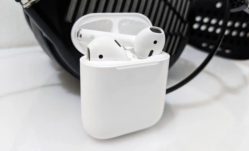 Что лучше airpods pro 2. Apple AIRPODS 2. Наушники беспроводные Apple AIRPODS 2. Беспроводные наушники Apple AIRPODS 3. Apple AIRPODS 4.