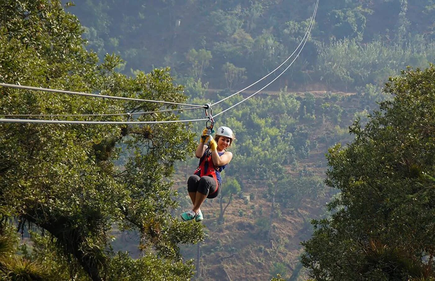 Zip line пакеты. Катание на зип-лайн (по желанию)подъем на малый пик адама. Зиплайн на шри ланке. «harzdrenalin – megazipline». Зиплайн тбилиси.