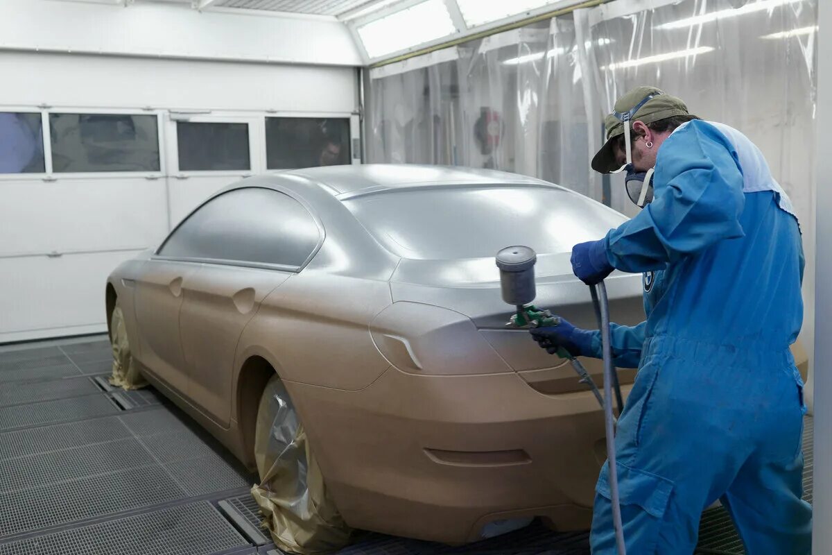 покраска автомобиля. покраска машины. покраска авто чебоксары. порошковая покраска авто и мото деталей. покрасочная машина.