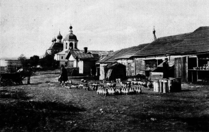 Старобазарная площадь 19 века красноярск. Новобазарная площадь рязань 19 век. Д. Спас-клепики базарная площадь. Ливенский уезд орловская губерния.