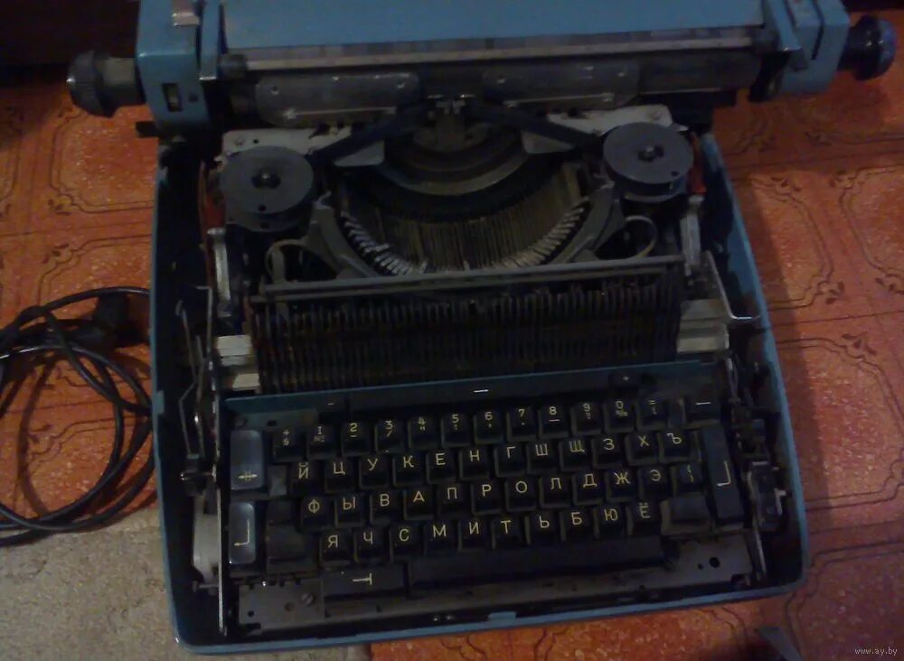 печатная машинка ссср ятрань. ятрань печатная машинка. ятрань (пишущая машинка). пишущая машинка ятрань. я рань печатная машинка.
