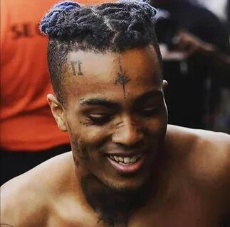 XXXTentacion татуировки линии.