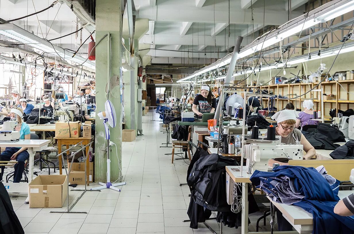 швейная фабрика брянск. школьная форма брянская швейная фабрика. швейная фабрика брянск. школьная форма брянск камвольный комбинат. швейная фабрика перспектива чусовой.