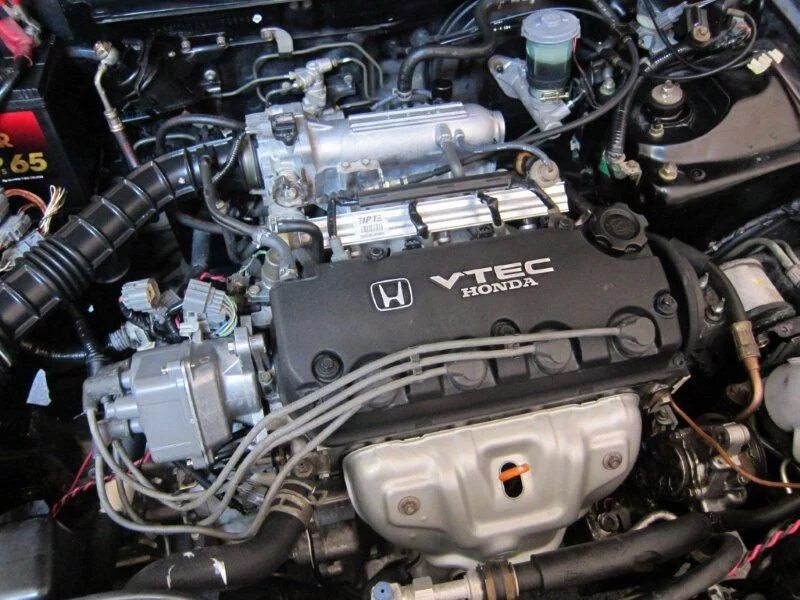 Honda d16a. Honda d16z6 VTEC. Мотор Хонда d16z6. D16a Honda Civic. Хонда Цивик d15b.