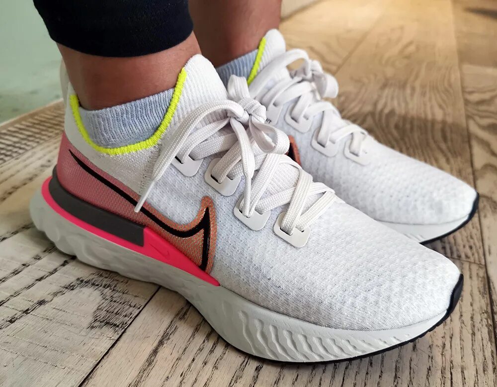 Nike react run 3. Nike review run 2.