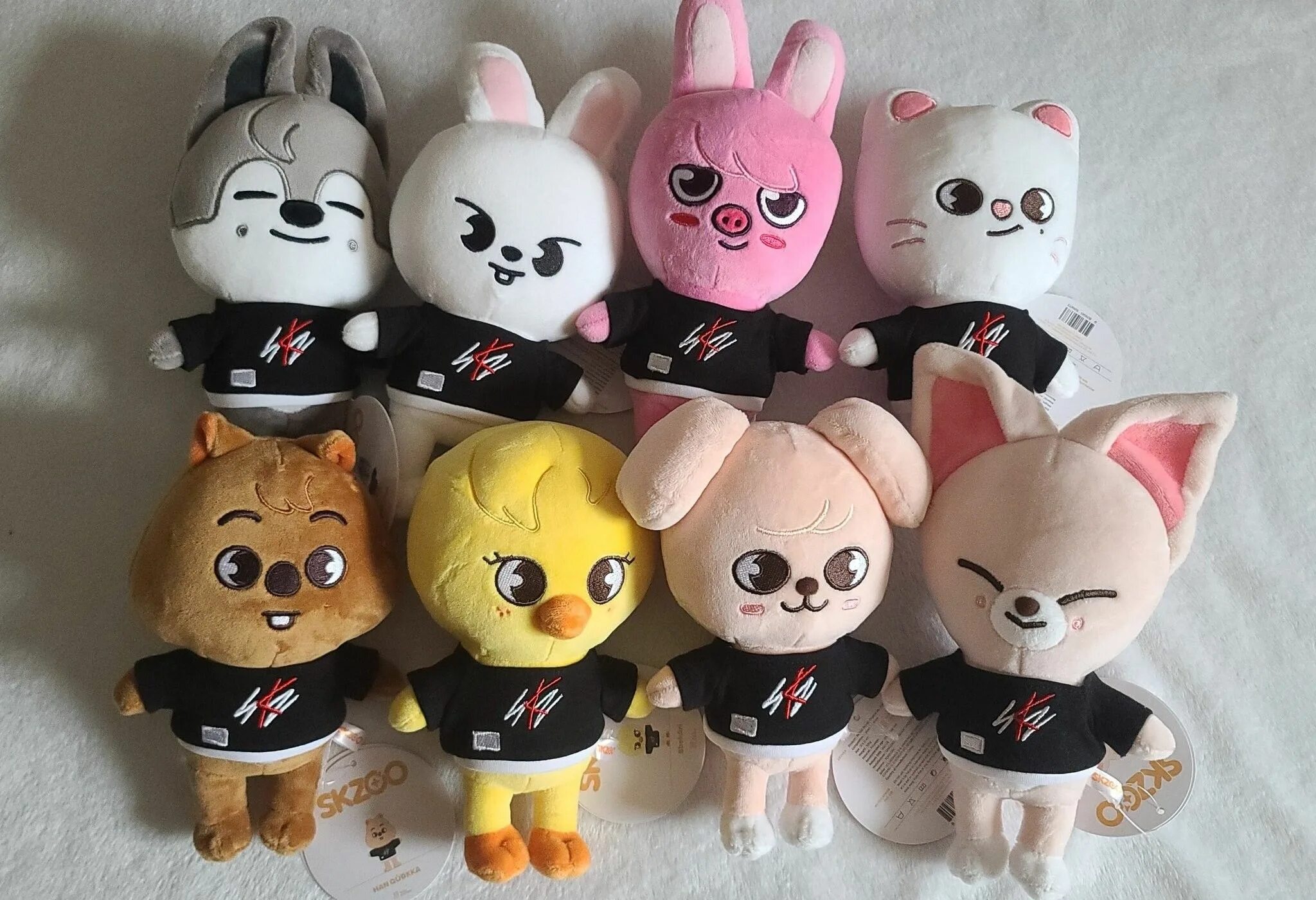 Кидс игрушка купить. Игрушки Stray Kids SKZOO. SKZOO Mini Plush. Двэкки SKZOO игрушка. Плюшевая игрушка Stray Kids SKZOO.