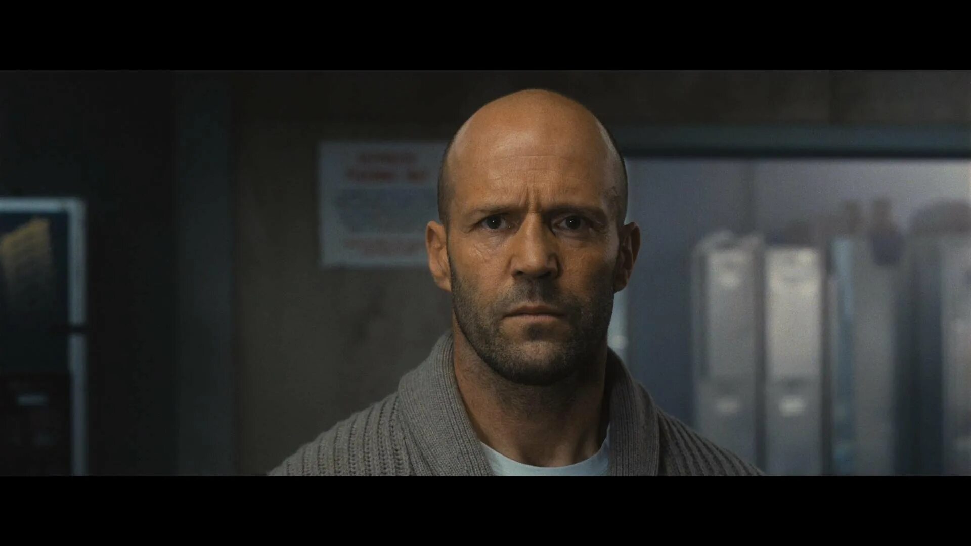 Человеческий со стетхемом. Jason statham гнев человеческий. Стэтхэм фильмы 2021 гнев человеческий. Джейсон стэтхэм гнев человеческий. Гнев человеческий 2021 гай ричи.
