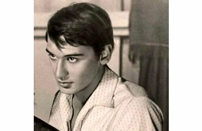 Владимир Тихонов: биография, роли и фильмы на канале Дом кино